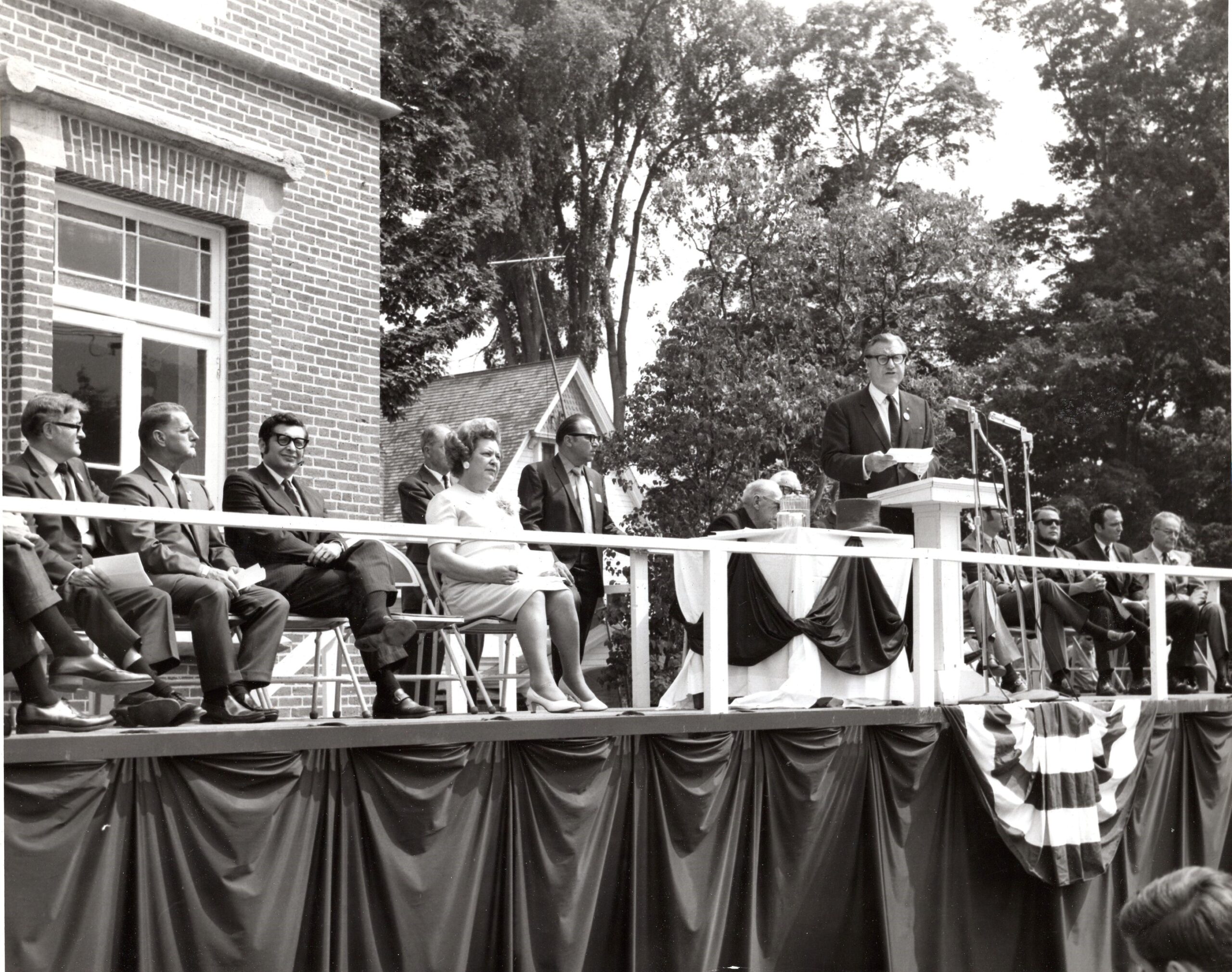 Winnie LaRose at the 1971 dedication of the Lake George Museum in the old county courthouse, courtesy Tony Hall.